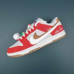 Nike SB Dunk Low SE Christmas White Red Women Men Casual Shoes 