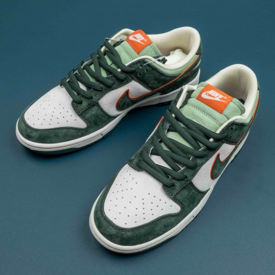 Nike SB Dunk Low x Otomo Katsuhiro Green White For Women Men Casual Shoes