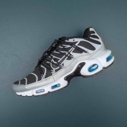 Nike Air Max Plus Utility Black GrayRed Running Shoes For Men 