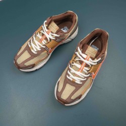 Nike Air Zoom Vomero 5 Brown Running Shoes For Men 