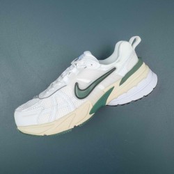 Nike V2K Runtekk 3XL White Green Running Shoes For Men 